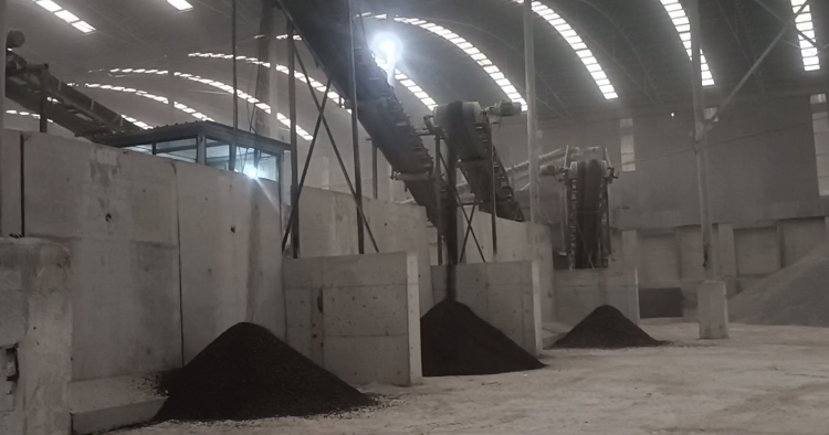 華盛銘雙齒輥破碎機 銑刨料破碎機 銑刨料破碎篩分一體機 瀝青路面破碎機 華盛銘雙齒輥破碎機 銑刨料破碎機 銑刨料破碎篩分一體機 瀝青路面破碎機