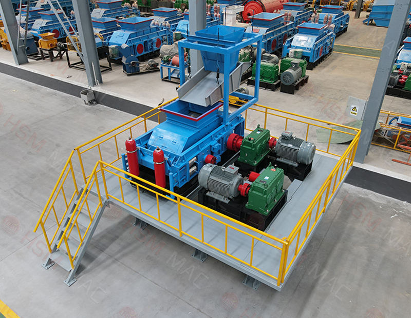 全自動液壓對輥制砂機,液壓對輥制砂機廠家,對輥制砂機價格,全自動液壓對輥破碎機型號